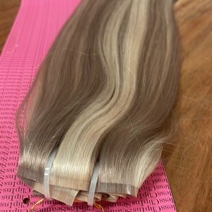 100% Human Seamless Clip-in Extensions, #116 Color, 16”, BRAND NEW